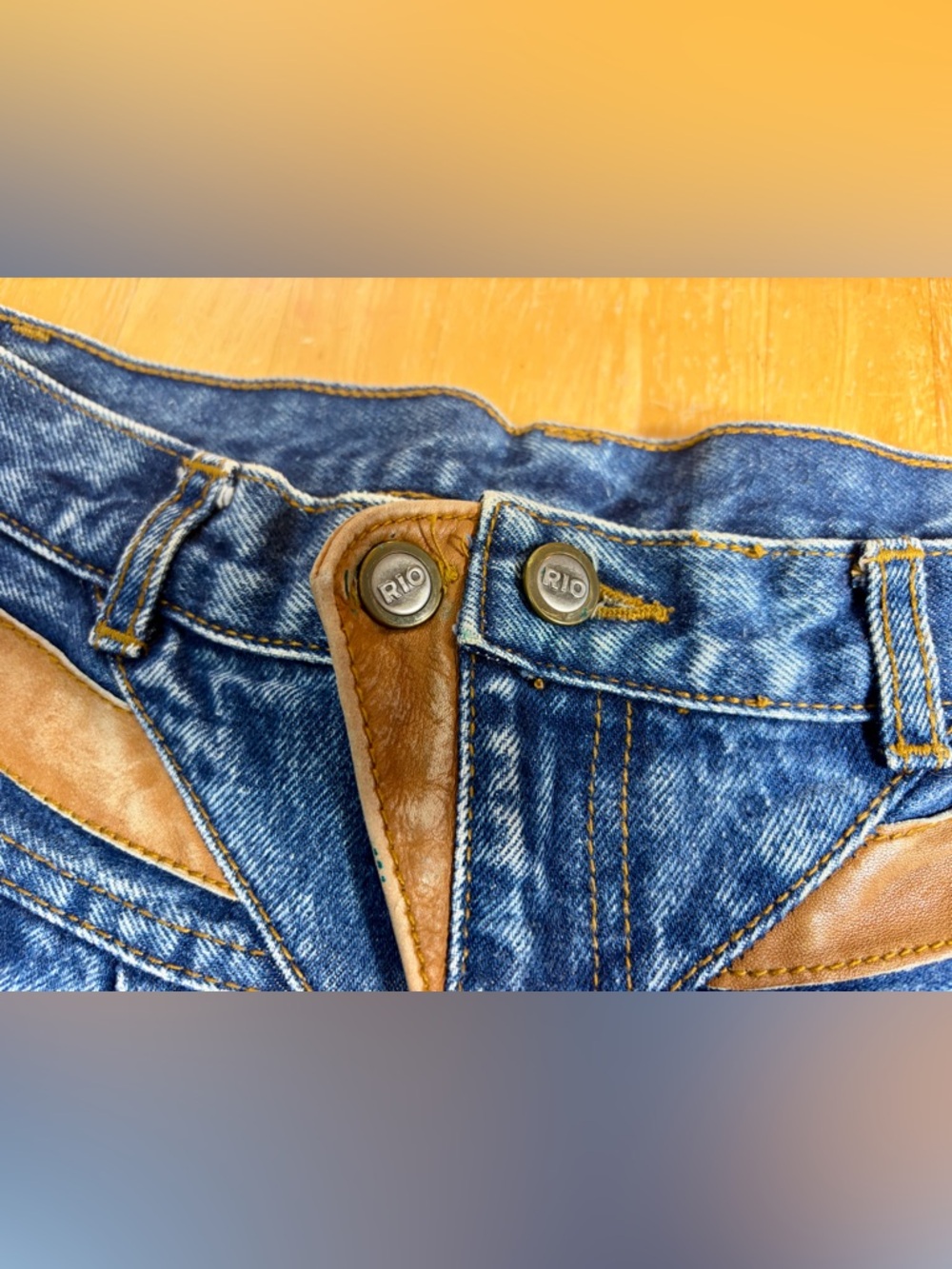 VINTAGE Rio Stephen Mardon Jeans 11 ACTUAL Leather Detail Taper Double Button - Picture 5 of 11